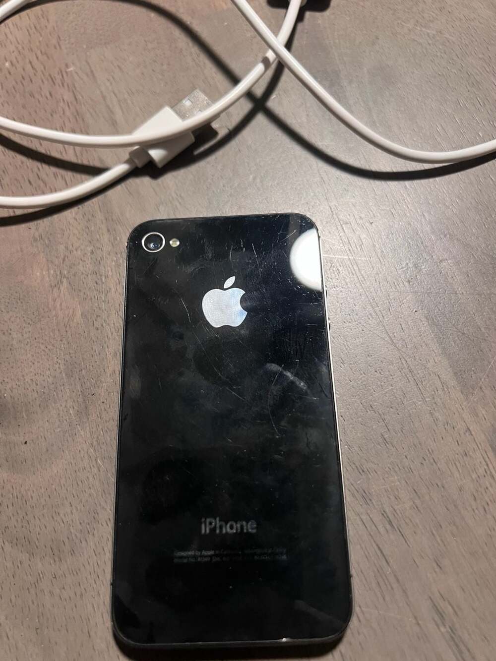 Apple iPhone 4 Black Model A1349 Used
